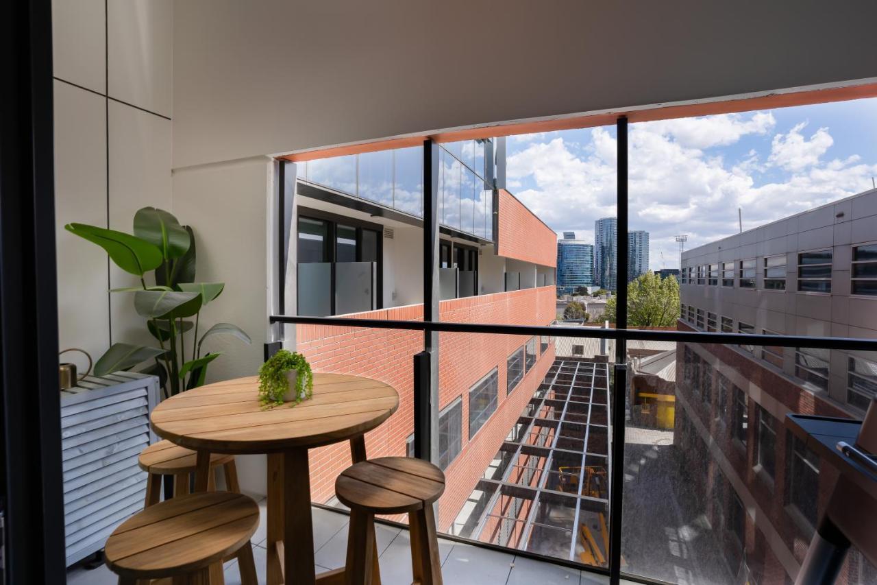 Ifsuites Melbourne Village Bagian luar foto