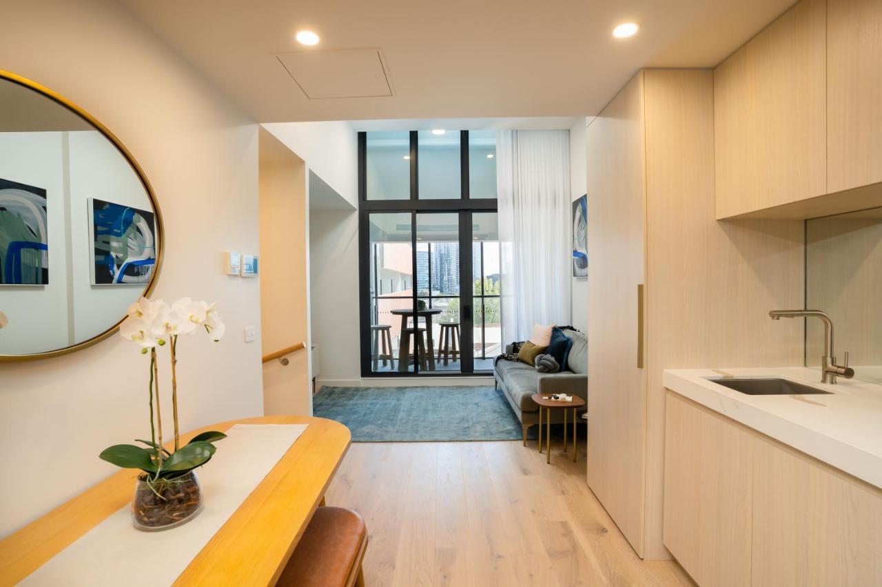 Ifsuites Melbourne Village Bagian luar foto