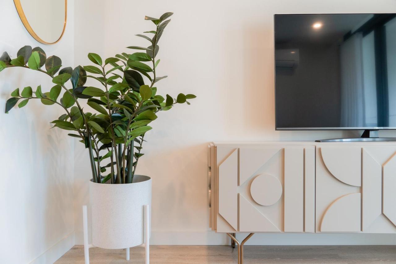 Ifsuites Melbourne Village Bagian luar foto