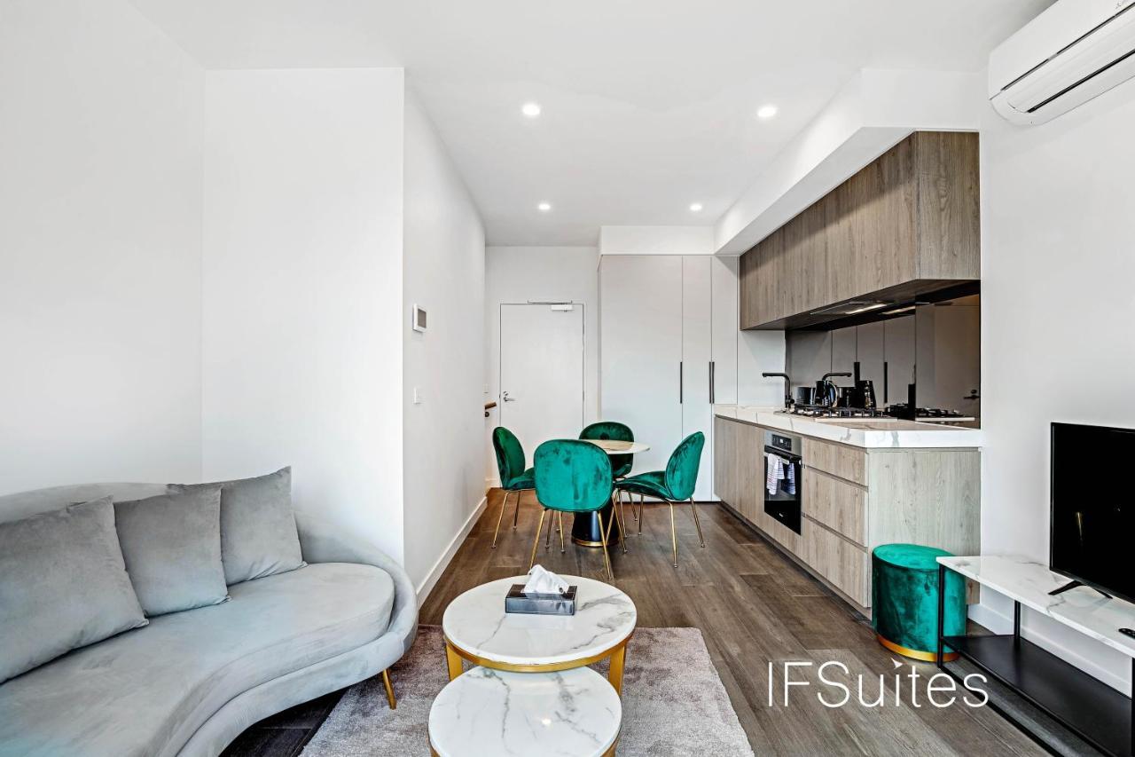 Ifsuites Melbourne Village Bagian luar foto
